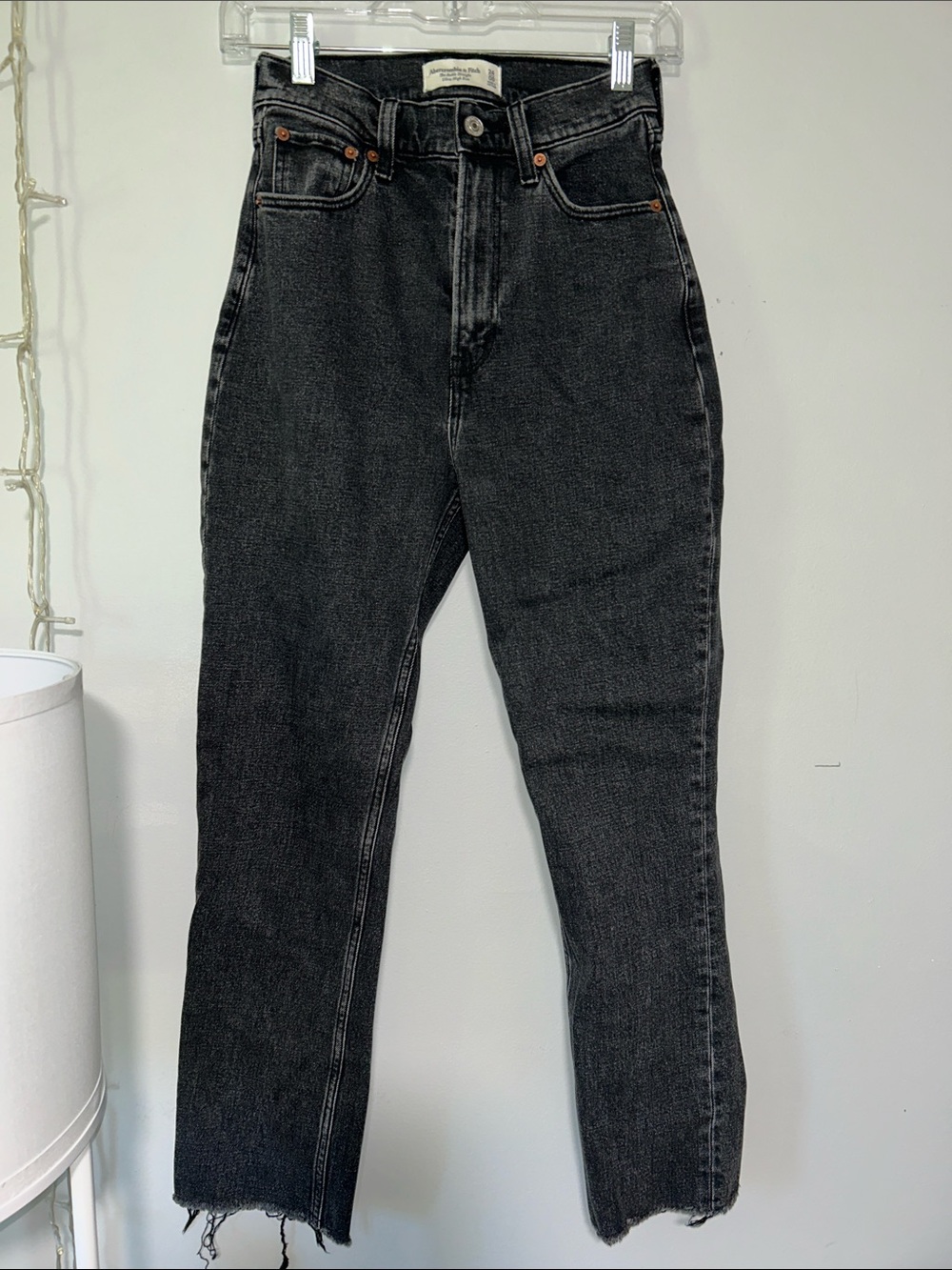 Abercrombie & Fitch The Ankle Straight Ultra High Rise Jean - Washed black 00